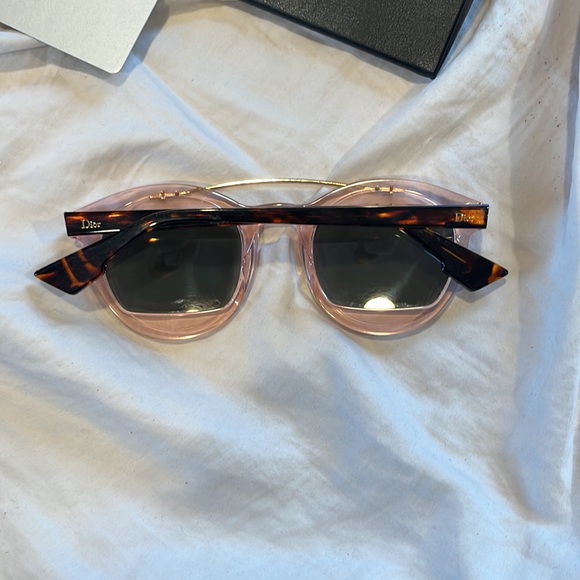 Authentic Christian Dior sunglasses - Picture 3 of 5